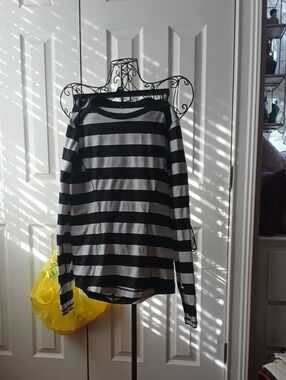 lululemon athletica Black & White Striped Long Sleeve Top